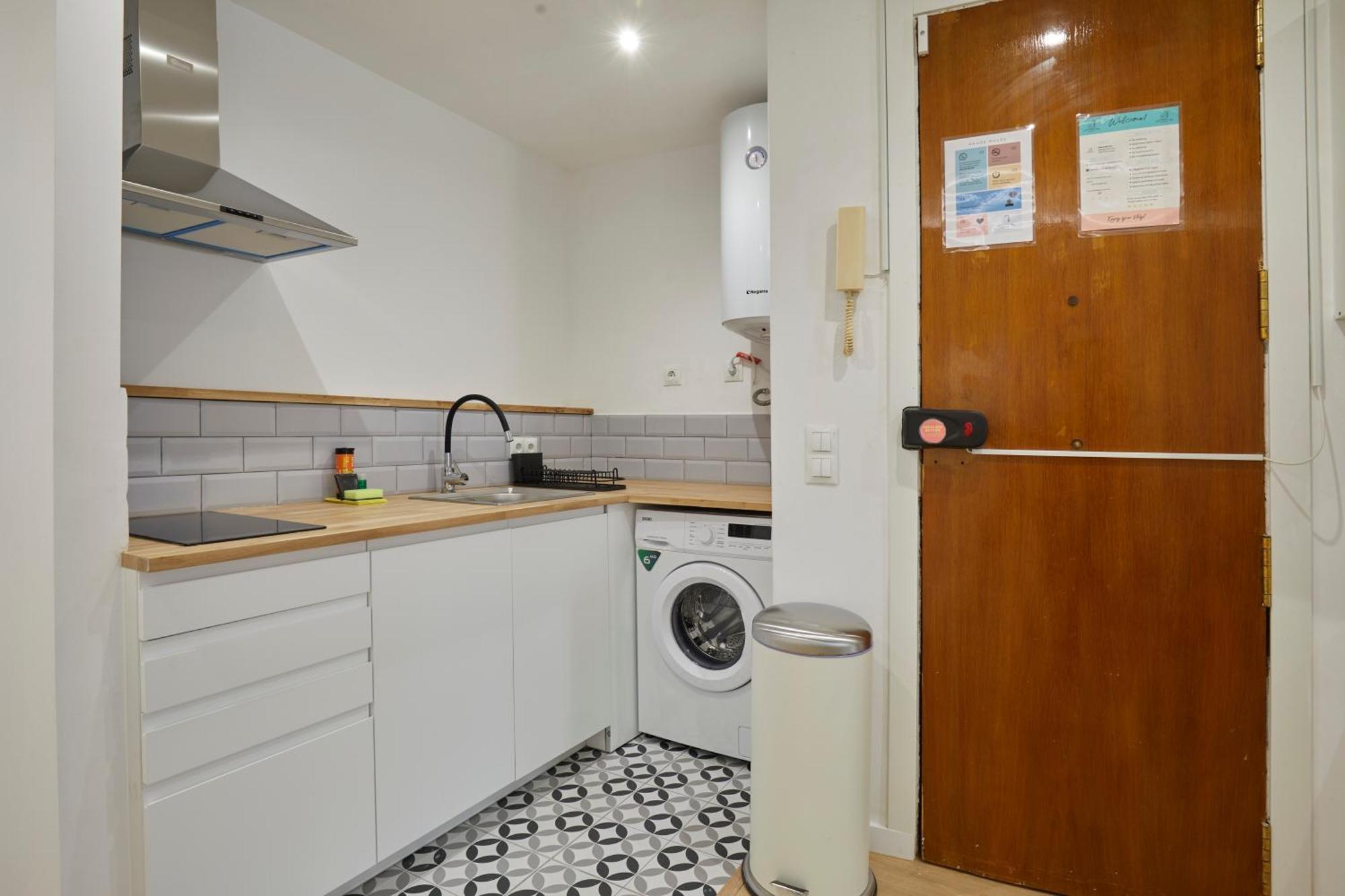17 Next To El Molino Apartment *